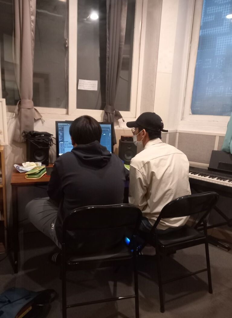 10월 어느 날, 요니뮤직 일상