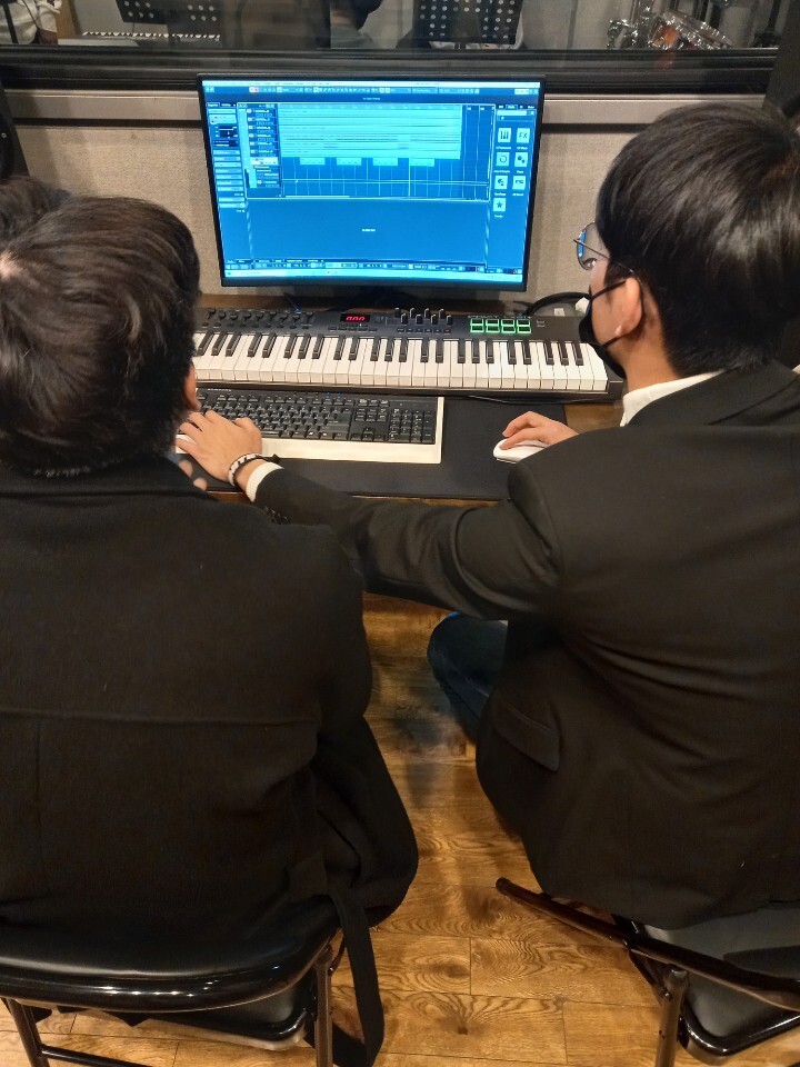 오늘도 많은 분들이 요니뮤직을 찾아주셨습니다!