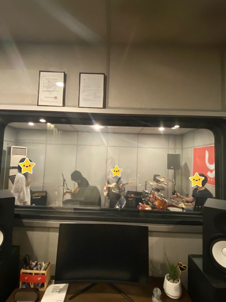 이번에 요니뮤직이 백석대 실용음악과와 합주실 대여 협약을 맺게 되었습니다!