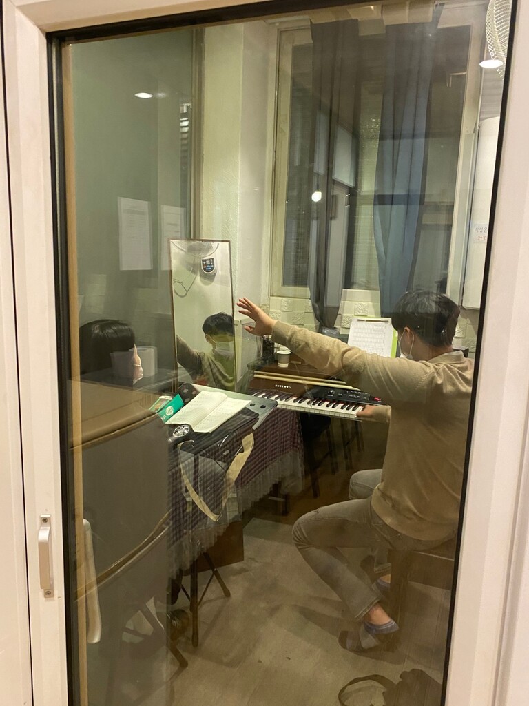 안전한 환경 속에서 진행되는 요니뮤직 레슨!