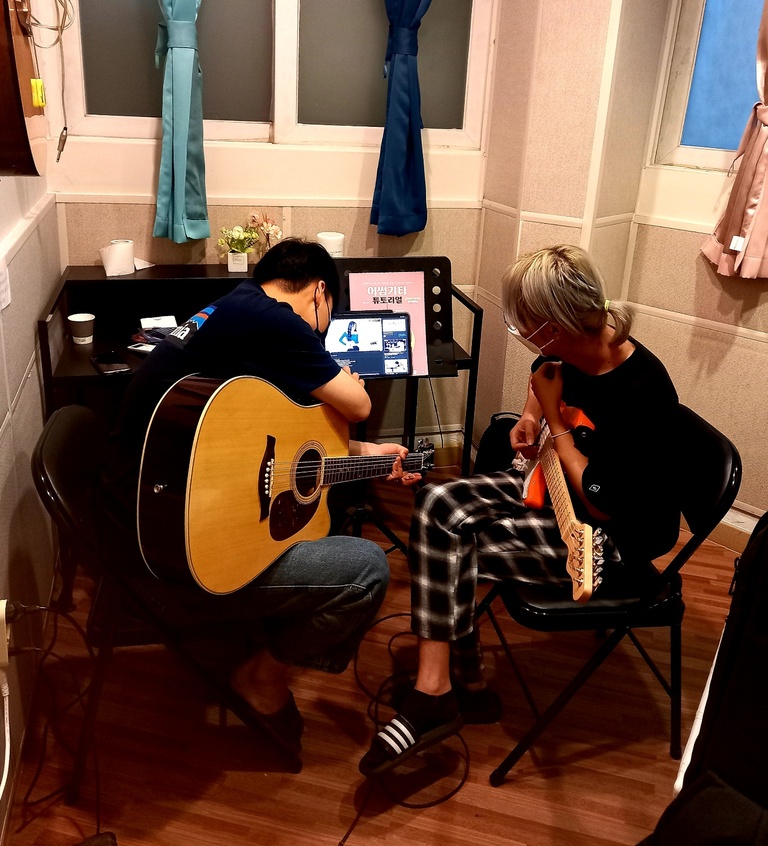 요니뮤직 기타 레슨, 상시 진행 중!ㅎㅎ